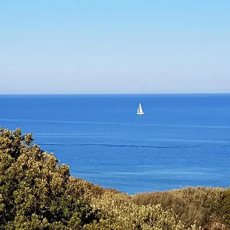 Blu With Sea-facing Terrace דירה *