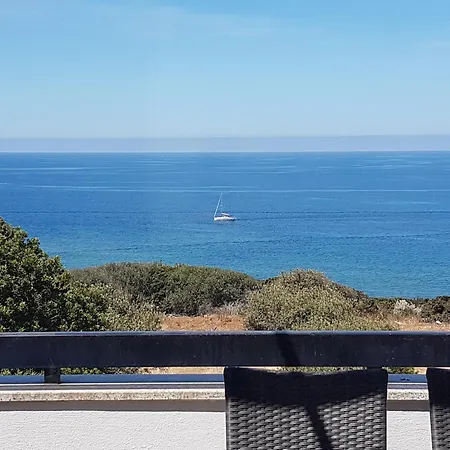 Blu With Sea-facing Terrace דירה